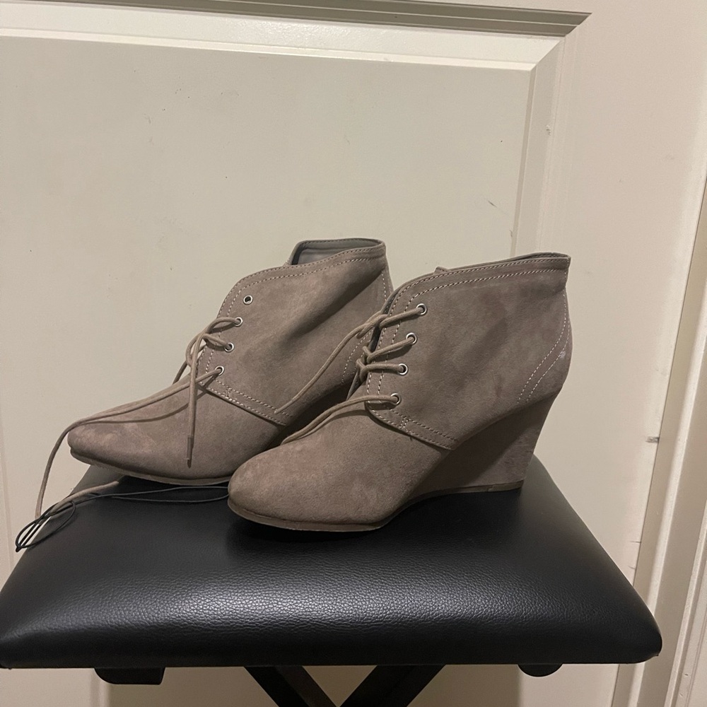 JCPenney Tan Wedge Suede Booties
